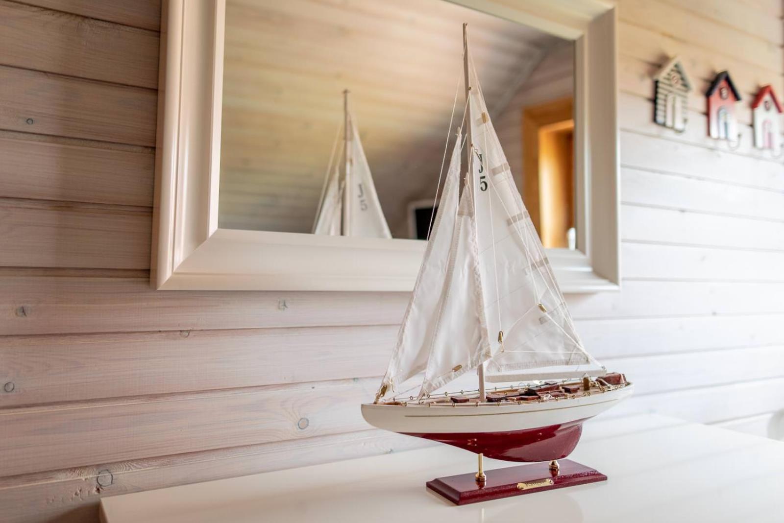Ferienhaus Dat Smuke Swedenhuus 카페룬 외부 사진